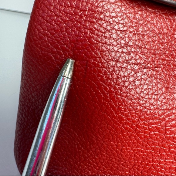 Tignanello brick red leather mini tote pebble expandable handbag - Picture 12 of 15